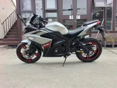Мотоцикл Racing 400 cc v