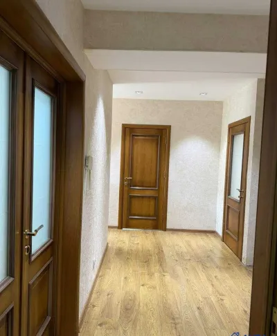 4-комн. квартира, 4 этаж, 70 м², Сино