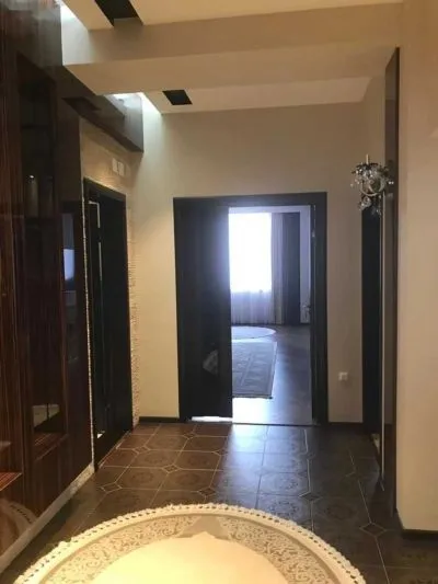 2-комн. квартира, 9 этаж, 118м², И сомони ру ба руи таможенный