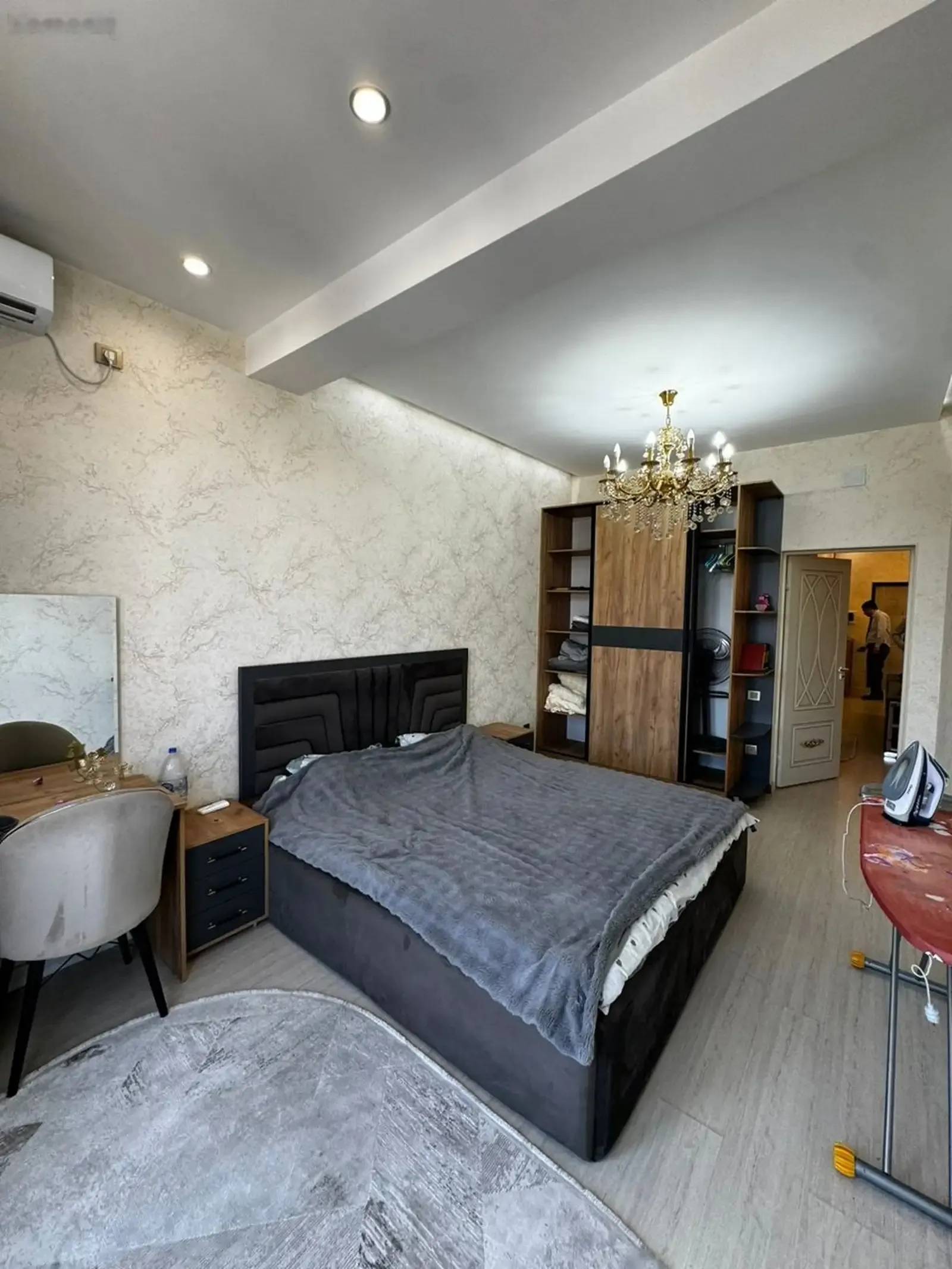 2-комн. квартира, 15 этаж, 90м², овир