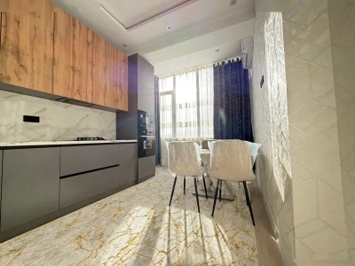 2-комн. квартира, 10 этаж, 58 м², 12 мкр — миниатюра 8