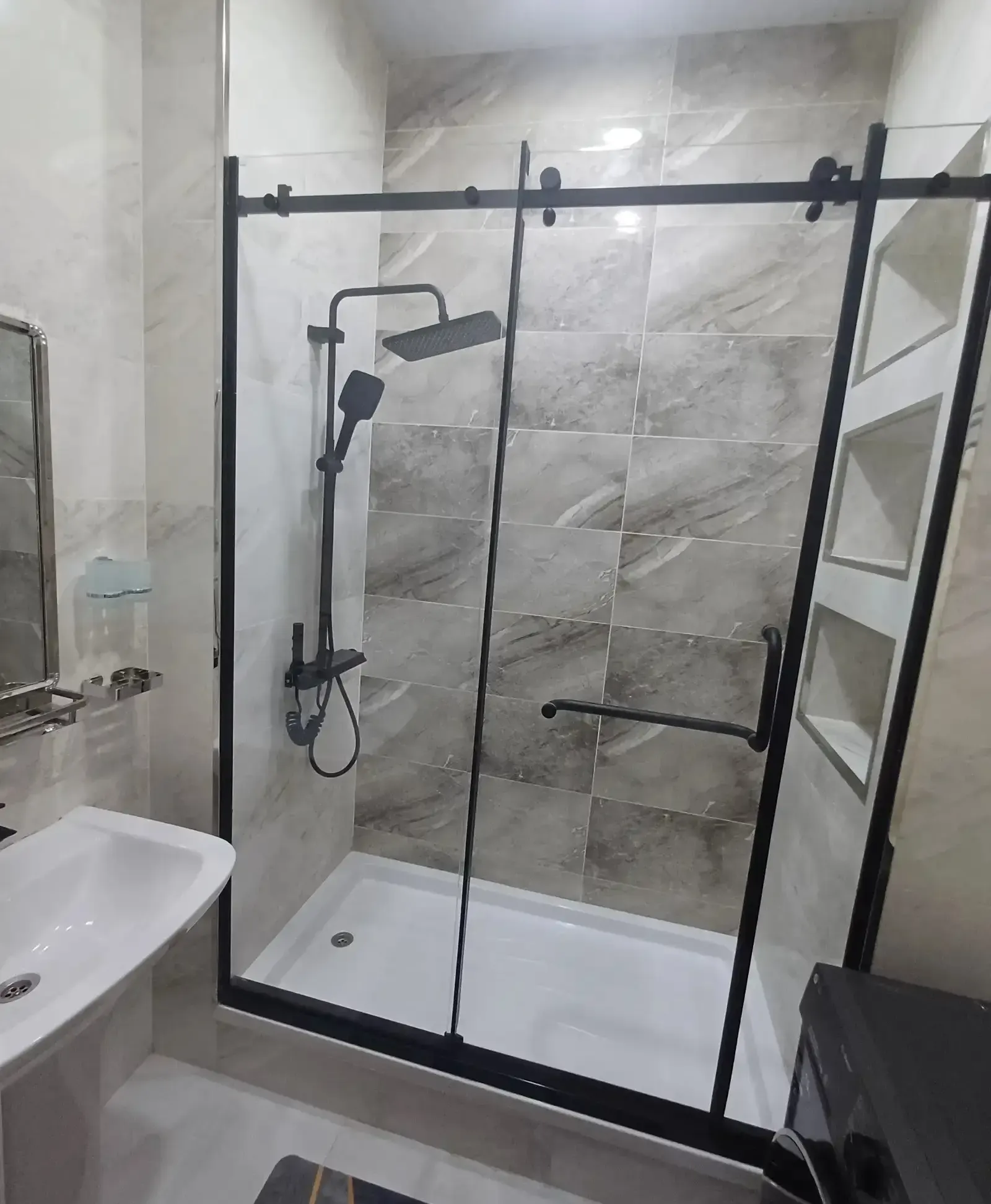 2-комн. квартира, 10 этаж, 70м², ОВИР
