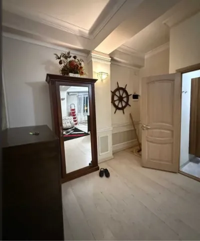 3-комн. квартира, 2 этаж, 100м², Сино