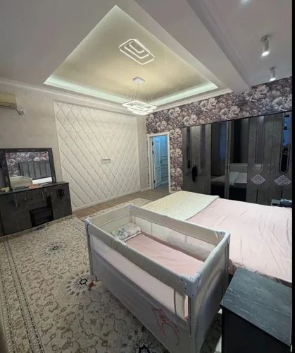 3-комн. квартира, 5 этаж, 130м², Дом печати, И Сомони