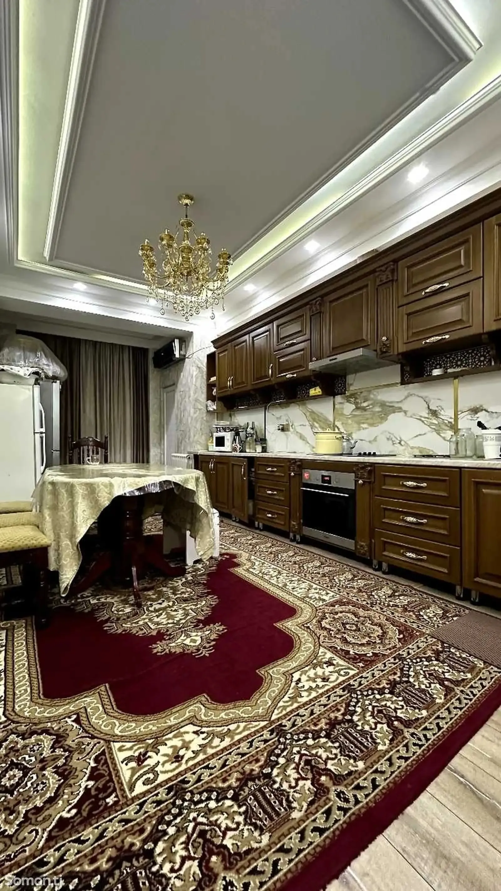 4-комн. квартира, 2 этаж, 130м², сафо