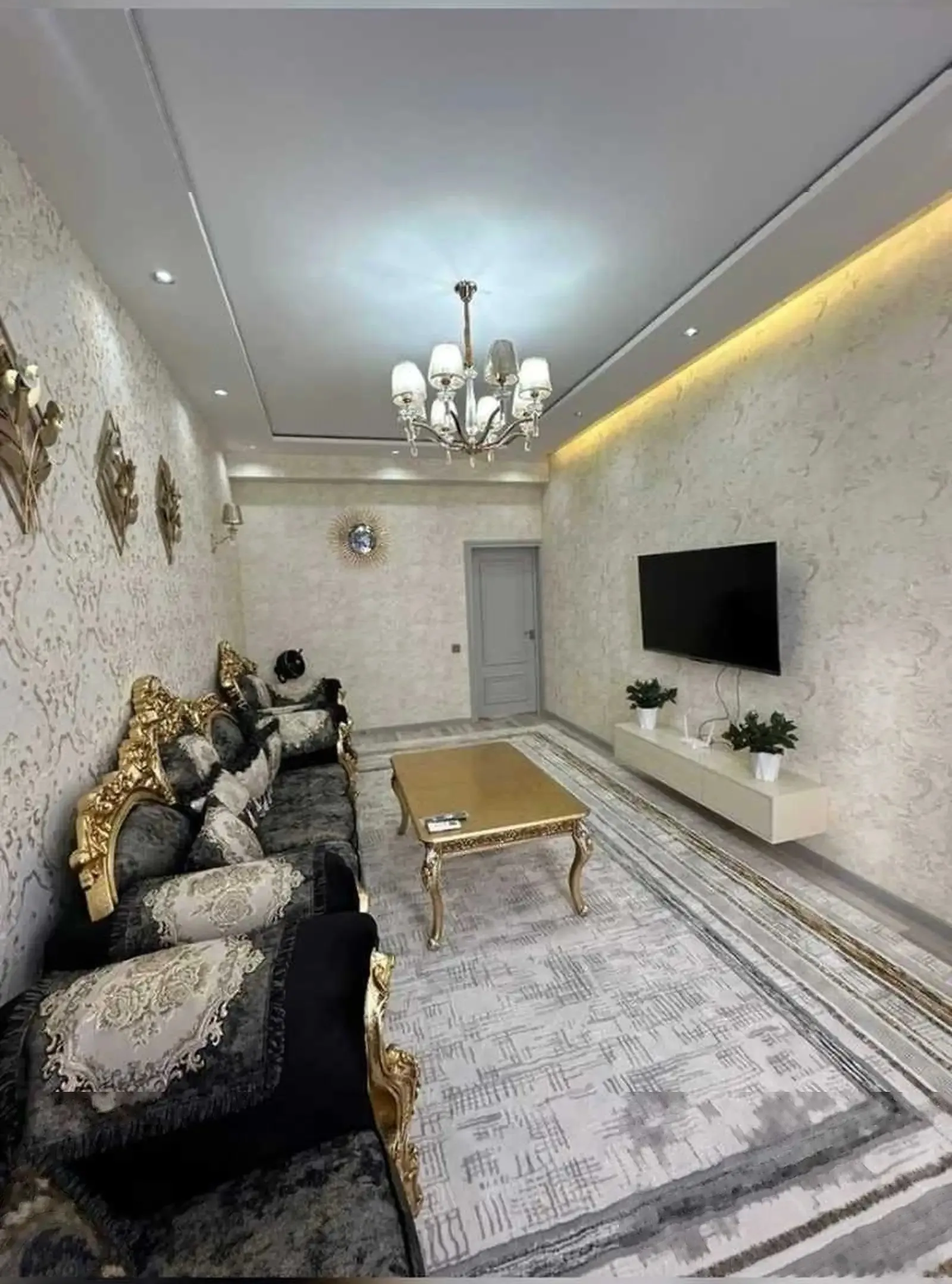 3-комн. квартира, 11 этаж, 105м², Голубой Экран