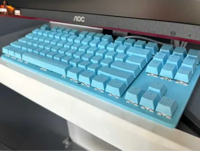 Механическая клавиатура с RGB