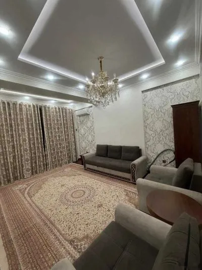 2-комн. квартира, 12 этаж, 81м², дом печати