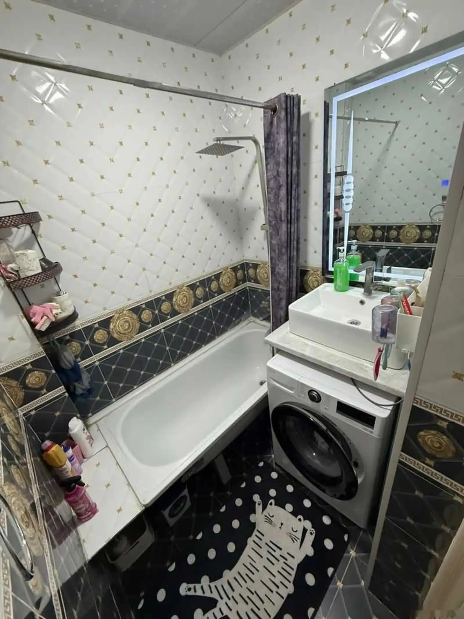 3-комн. квартира, 9 этаж, 98м², 33 мкр ( напротив детская стоматология )