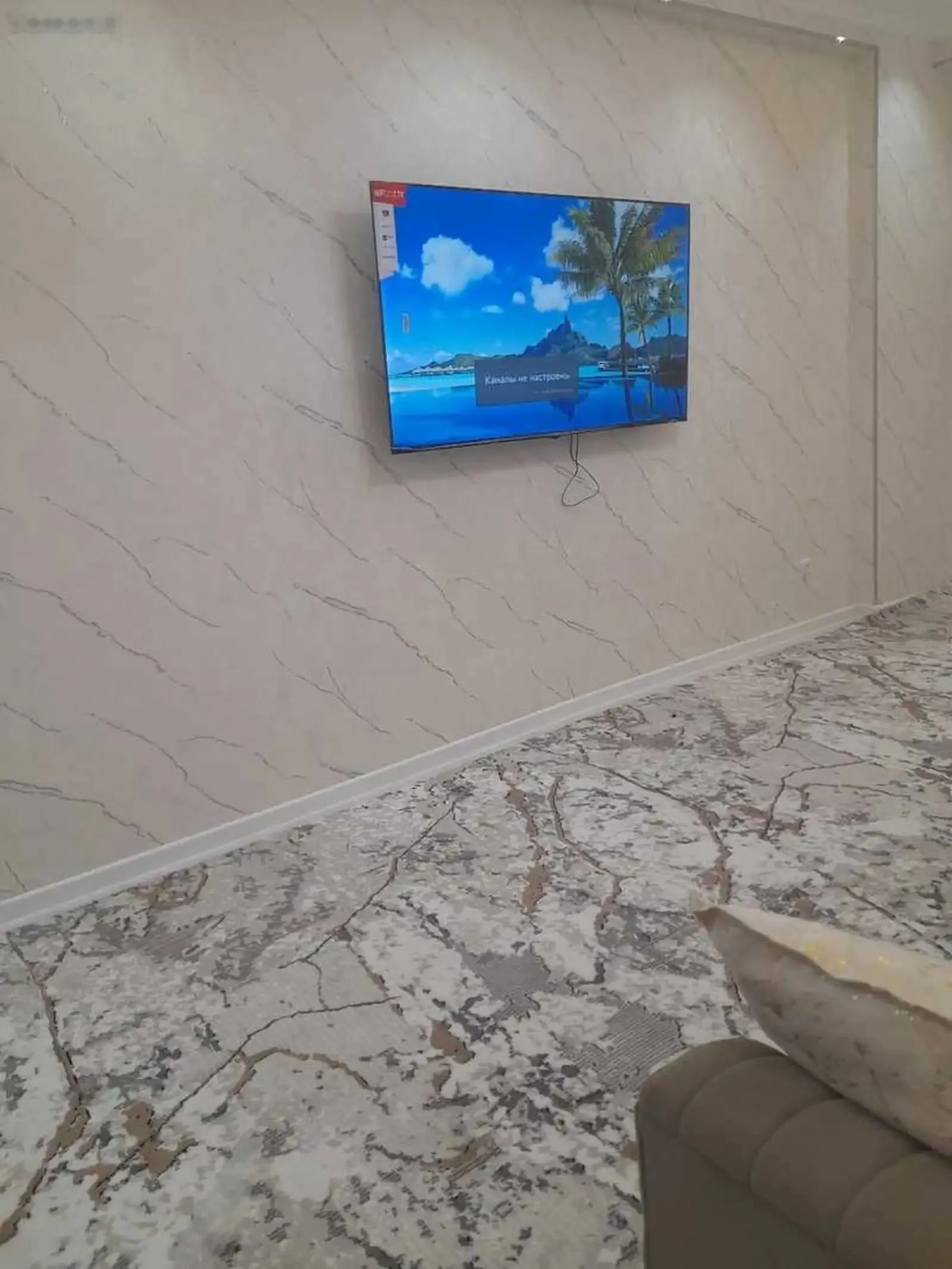 2-комн. квартира, 13 этаж, 65м², голубой экран