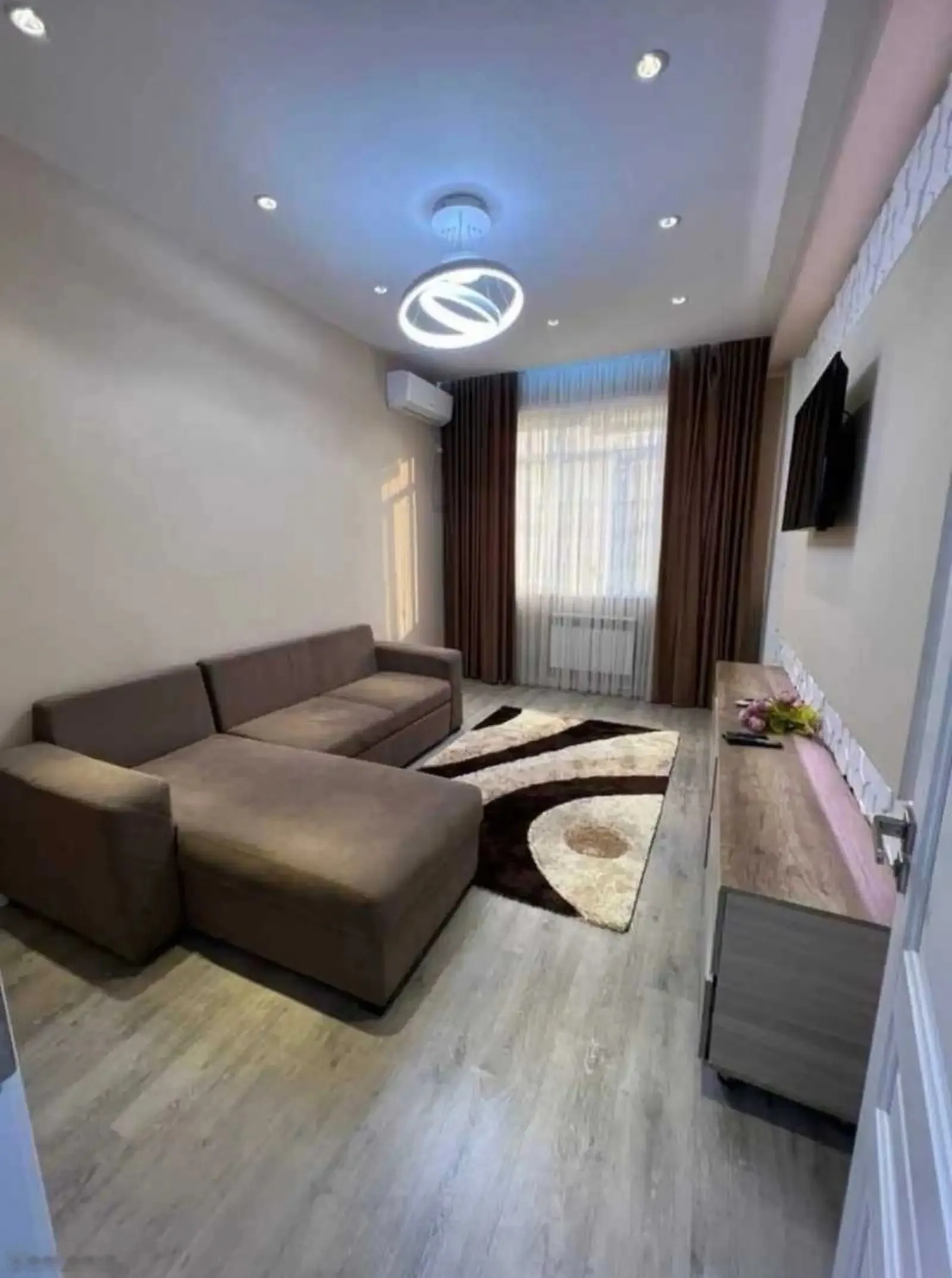 2-комн. квартира, 7 этаж, 72м², пушти овир доми арка