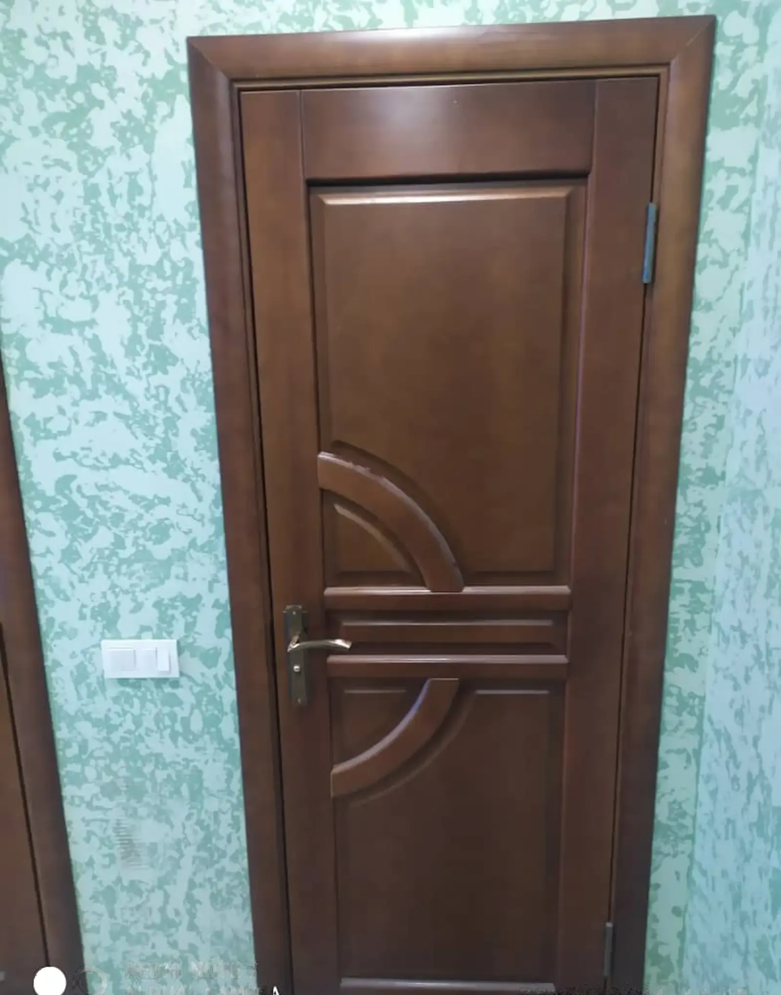 Дверь