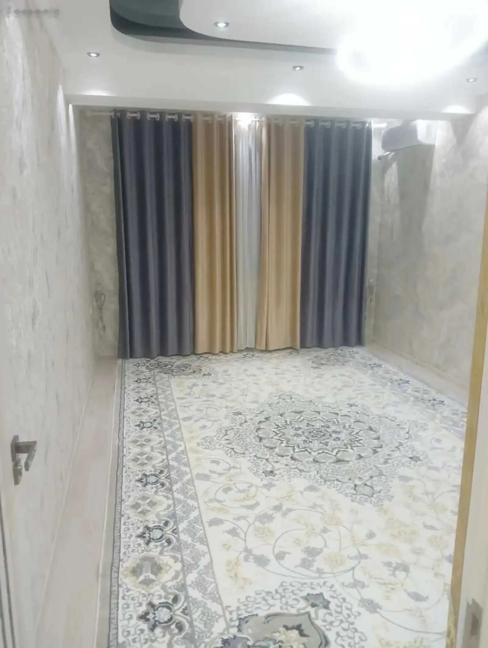 2-комн. квартира, 2 этаж, 55м², хитой бозор