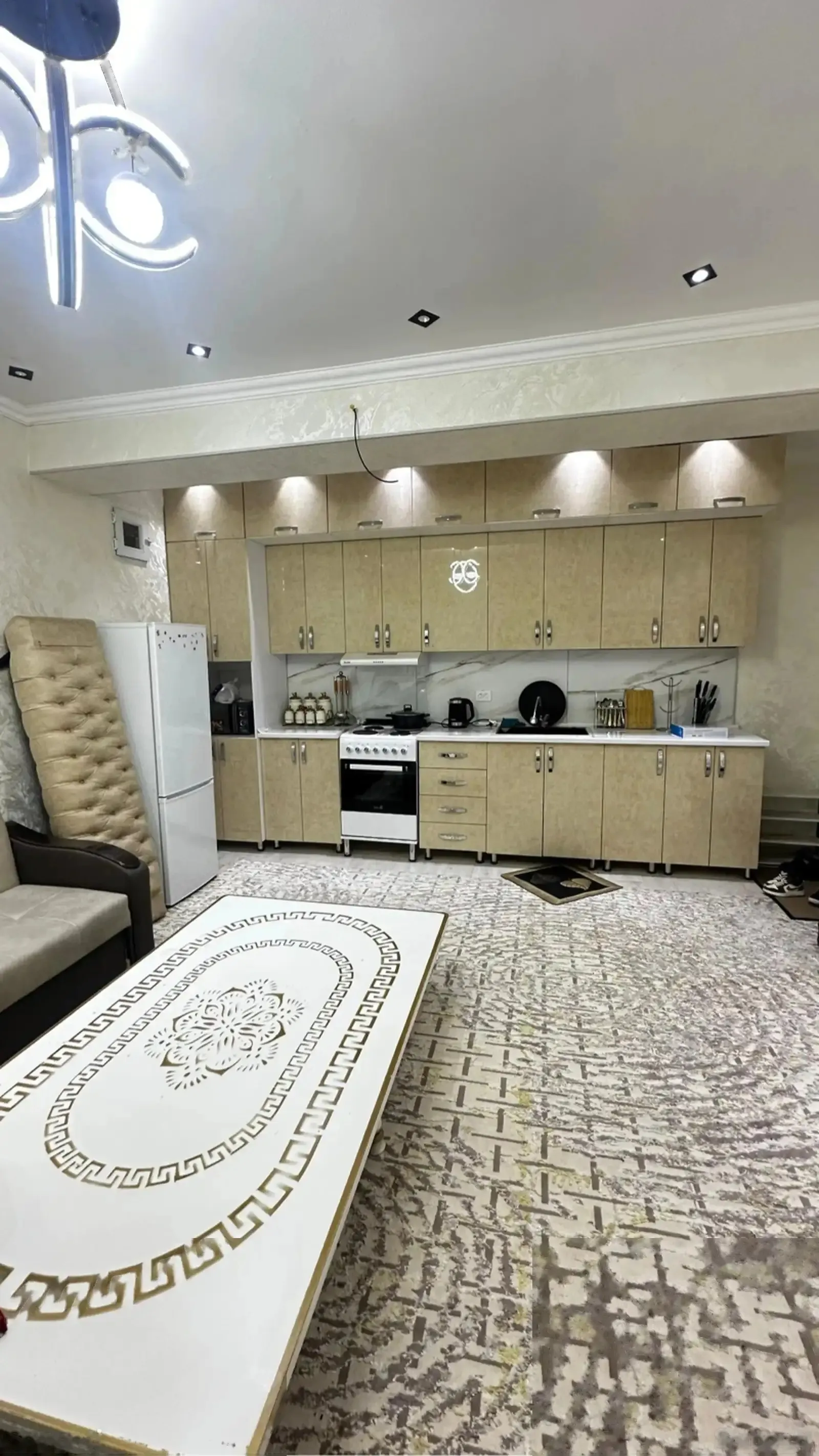 2-комн. квартира, 16 этаж, 72м², Шохмансур Айни
