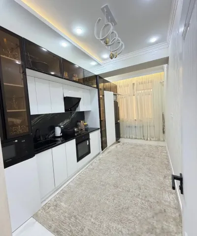 2-комн. квартира, 2 этаж, 70м², сино