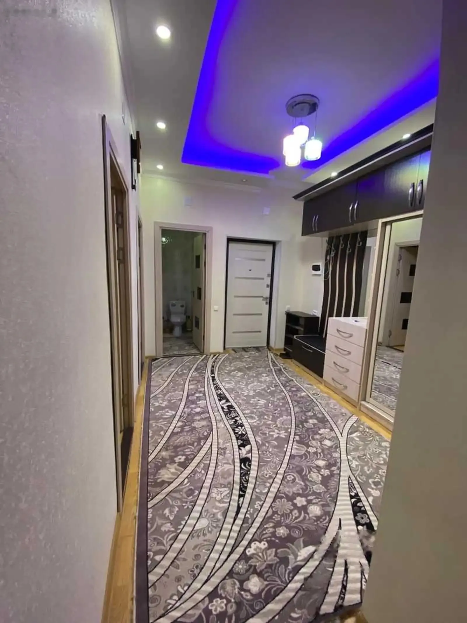 3-комн. квартира, 2 этаж, 100м², пеши масчиди Мехкалон, доми BI