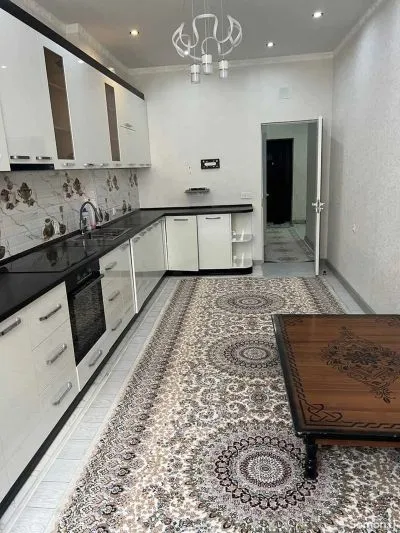 3-комн. квартира, 11 этаж, 117м², 82 мкр