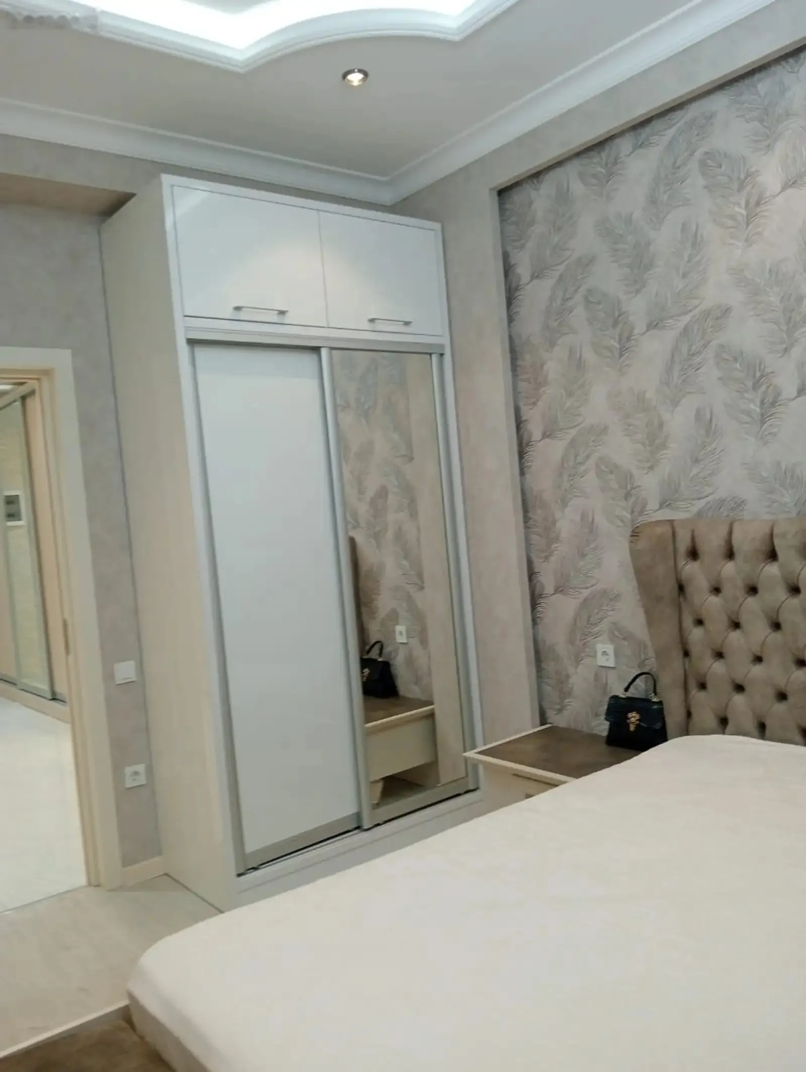 2-комн. квартира, 9 этаж, 90м², бари парламент
