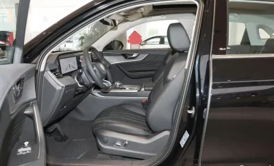 Hongqi HS5, 2025