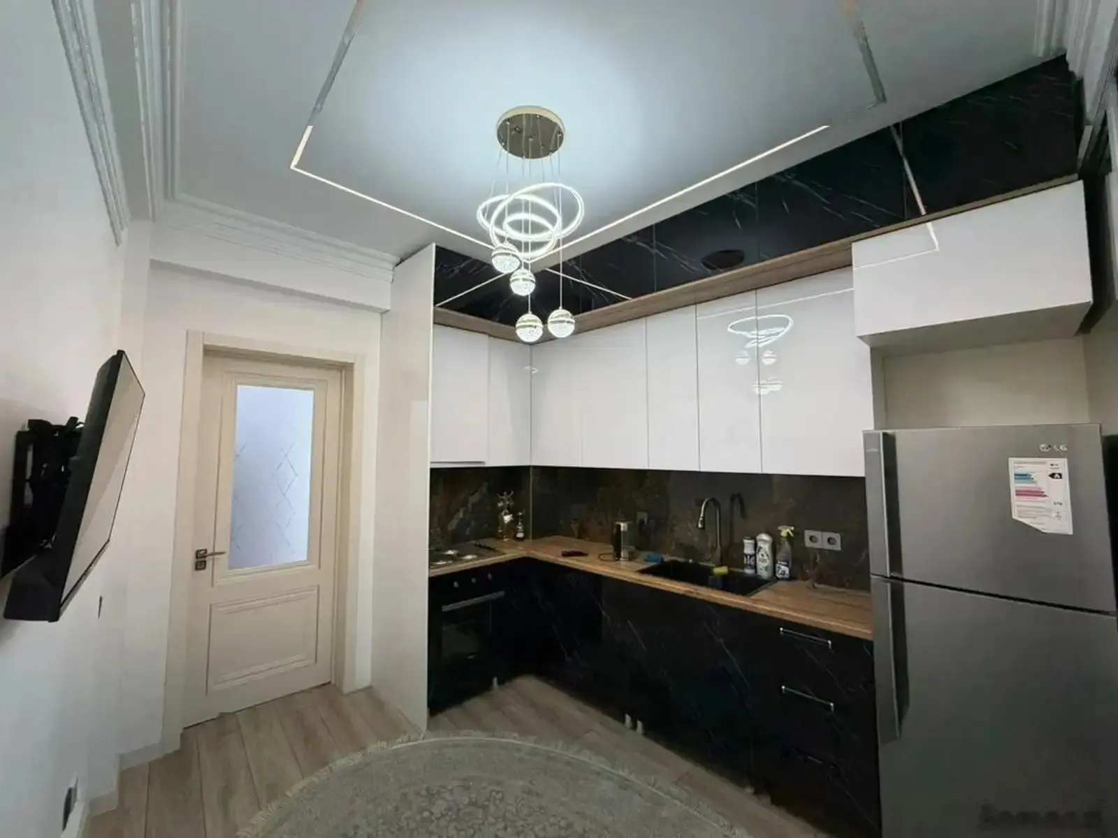 3-комн. квартира, 1 этаж, 120м², Доми Сафо