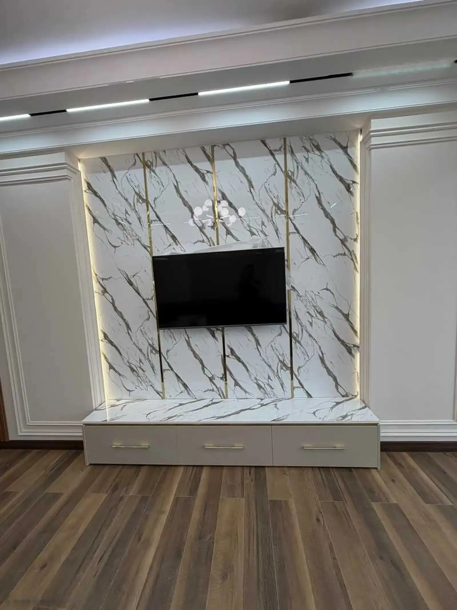 2-комн. квартира, 11 этаж, 75м², Шохмансур