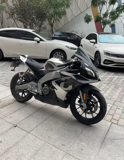 Мотоцикл Aprillia GPR250