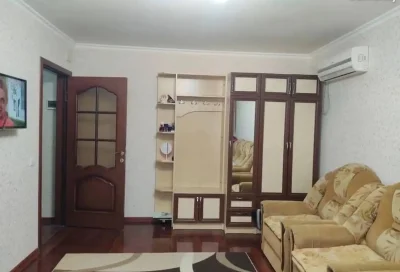 1-комн. квартира, 1 этаж, 30 м², Исмоили Сомони Чойхонаи Рохат