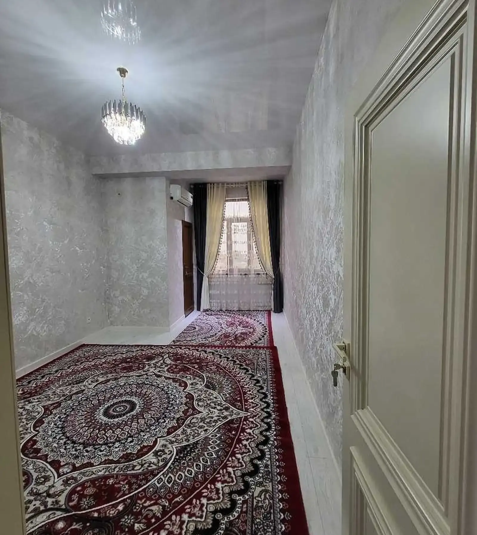 2-комн. квартира, 4 этаж, 52м², поворот Аэропорт