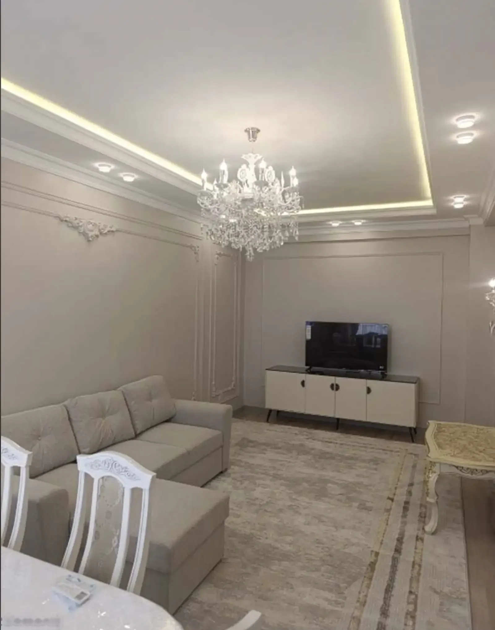 2-комн. квартира, 11 этаж, 80м², Овир