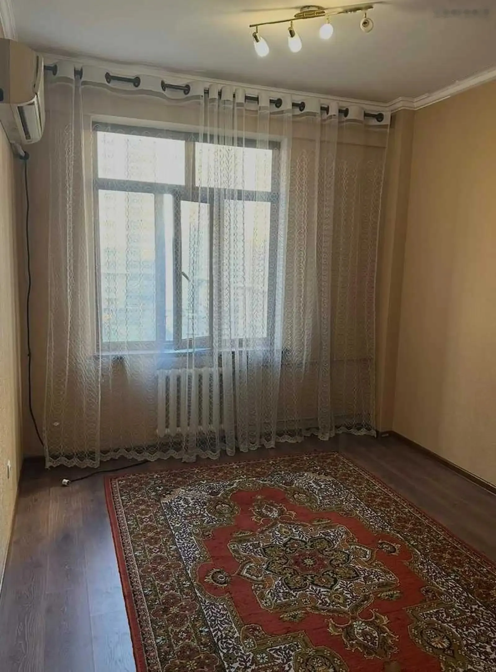 2-комн. квартира, 4 этаж, 64м², Роддоми