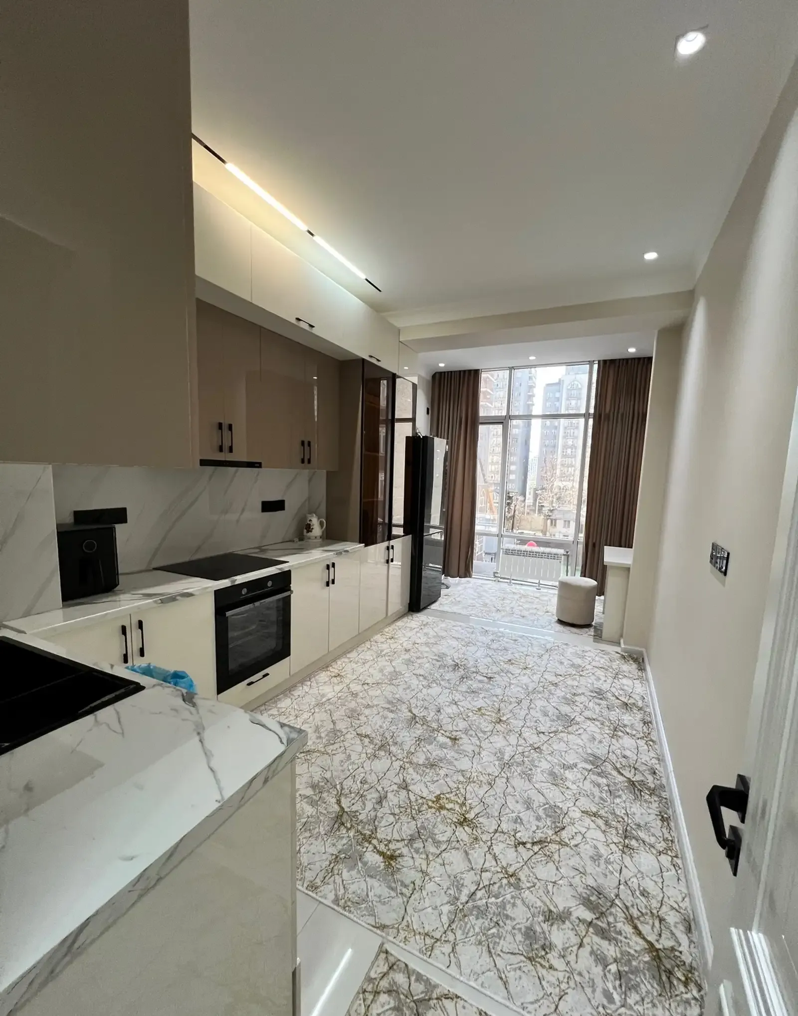 2-к квартира, 3 этаж, 85 м² м², Ашан