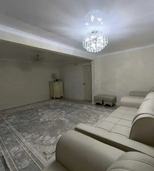 5-комн. квартира, 3 этаж, 90 м², Фирдавси