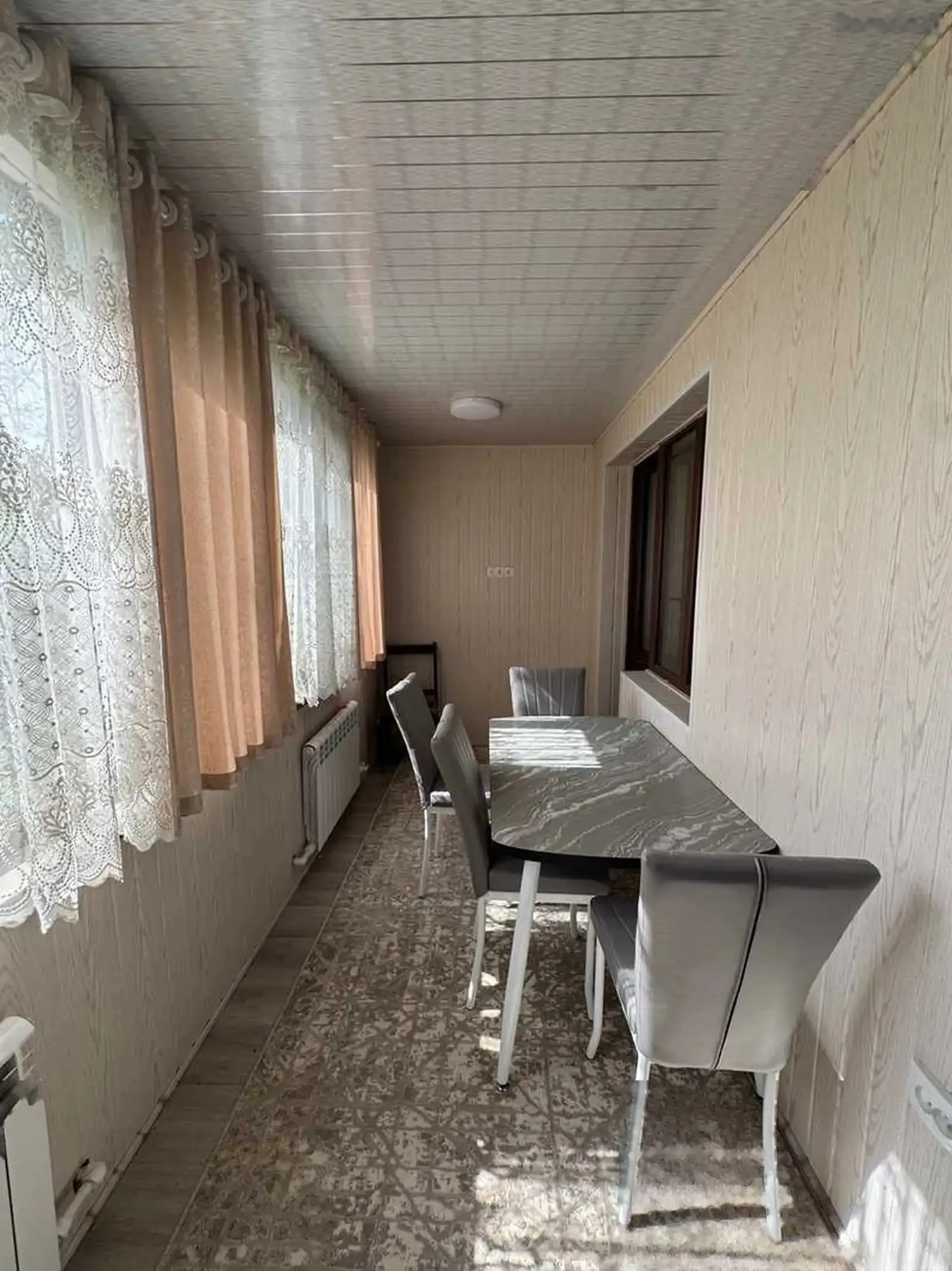 3-комн. квартира, 3 этаж, 59м², 102мкр