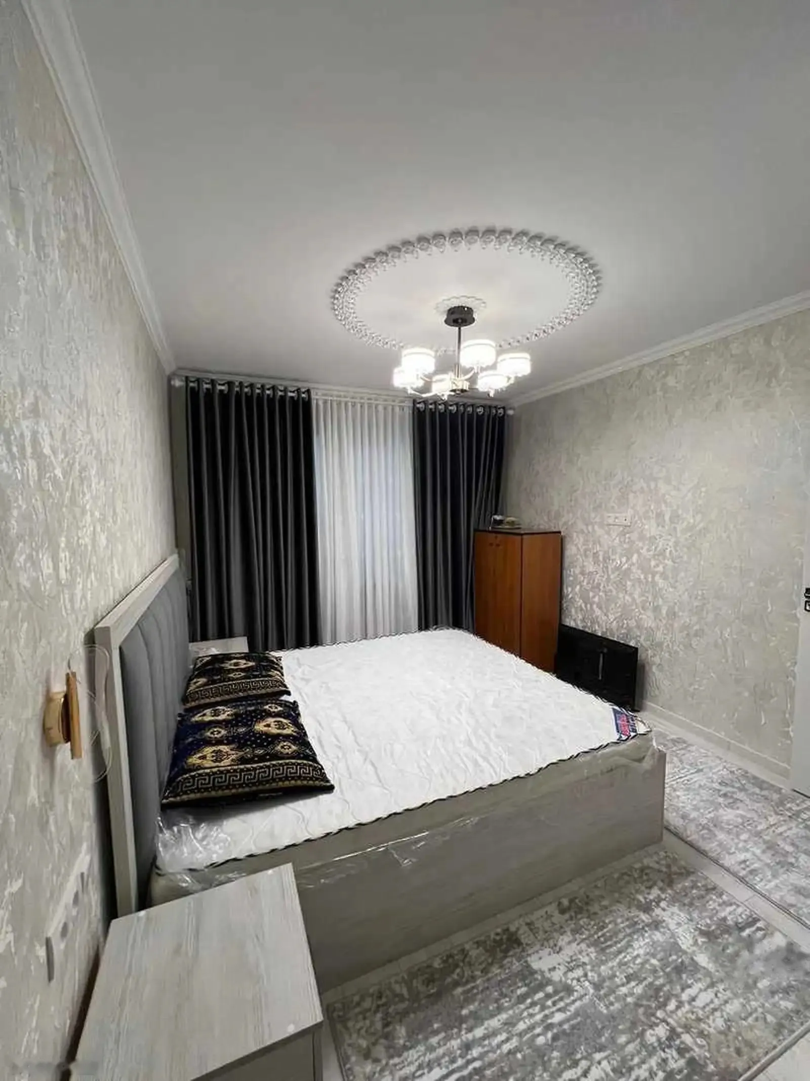 3-к квартира, 3 этаж, 90 м², 33мкр пеши супермаркети дастрас