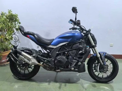 Мотоцикл Ducati