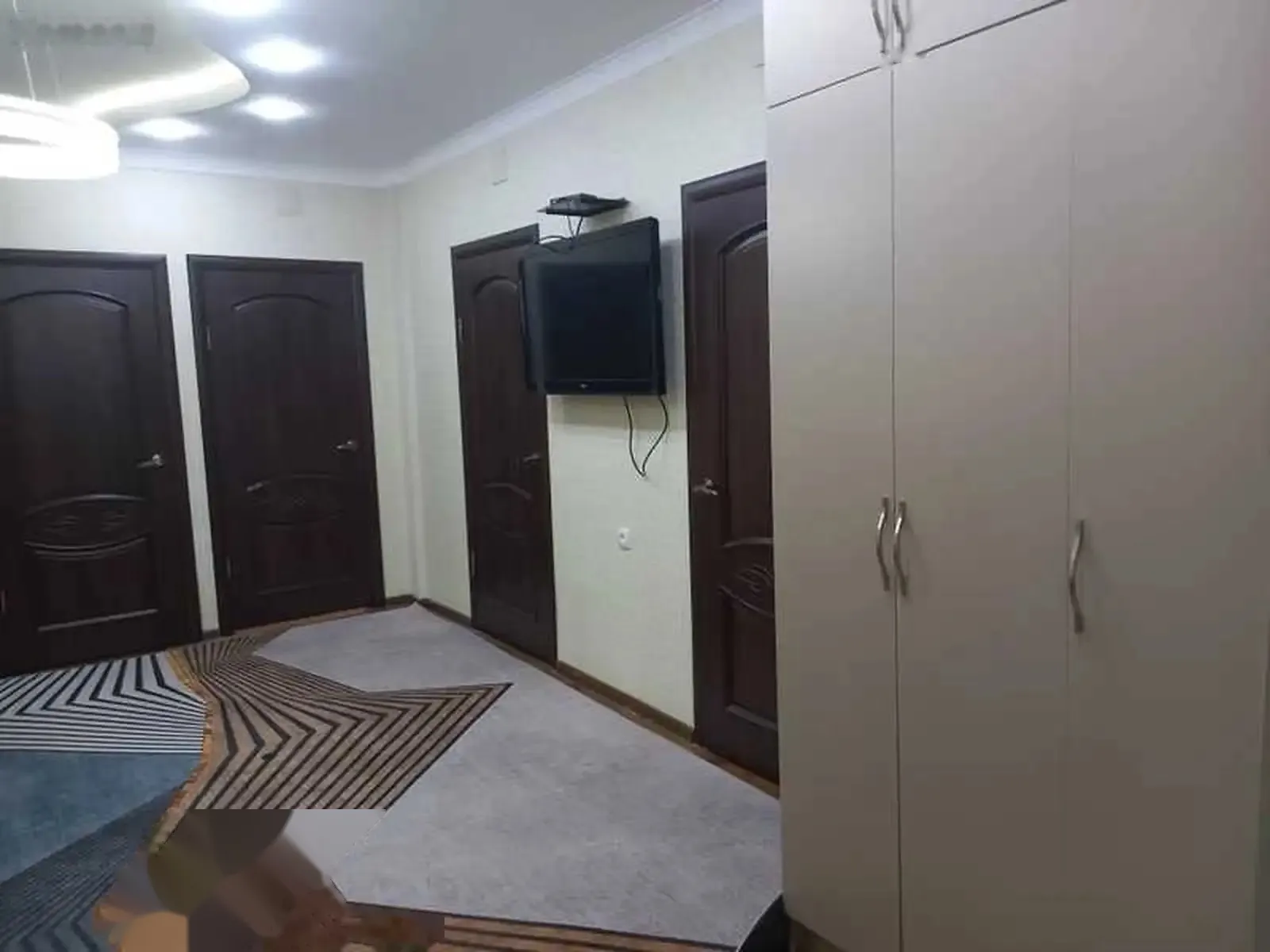 2-комн. квартира, 11 этаж, 75м², воданасос бади доми ёвар