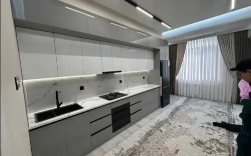 2-комн. квартира, 4 этаж, 76 м², И. Сомони
