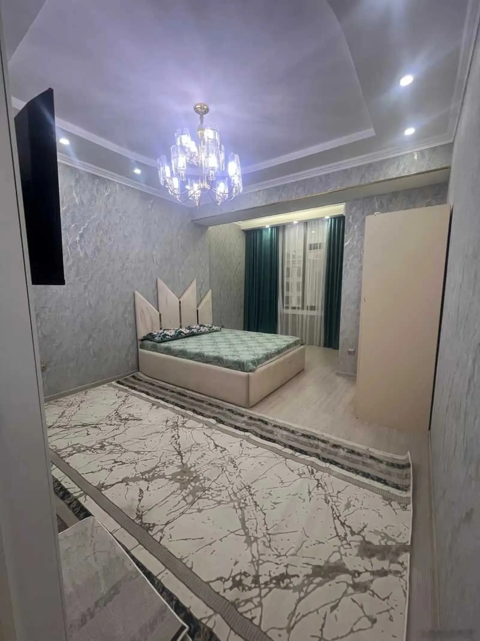 3-комн. квартира, 15 этаж, 133м², Шохмансур, скорая помощь