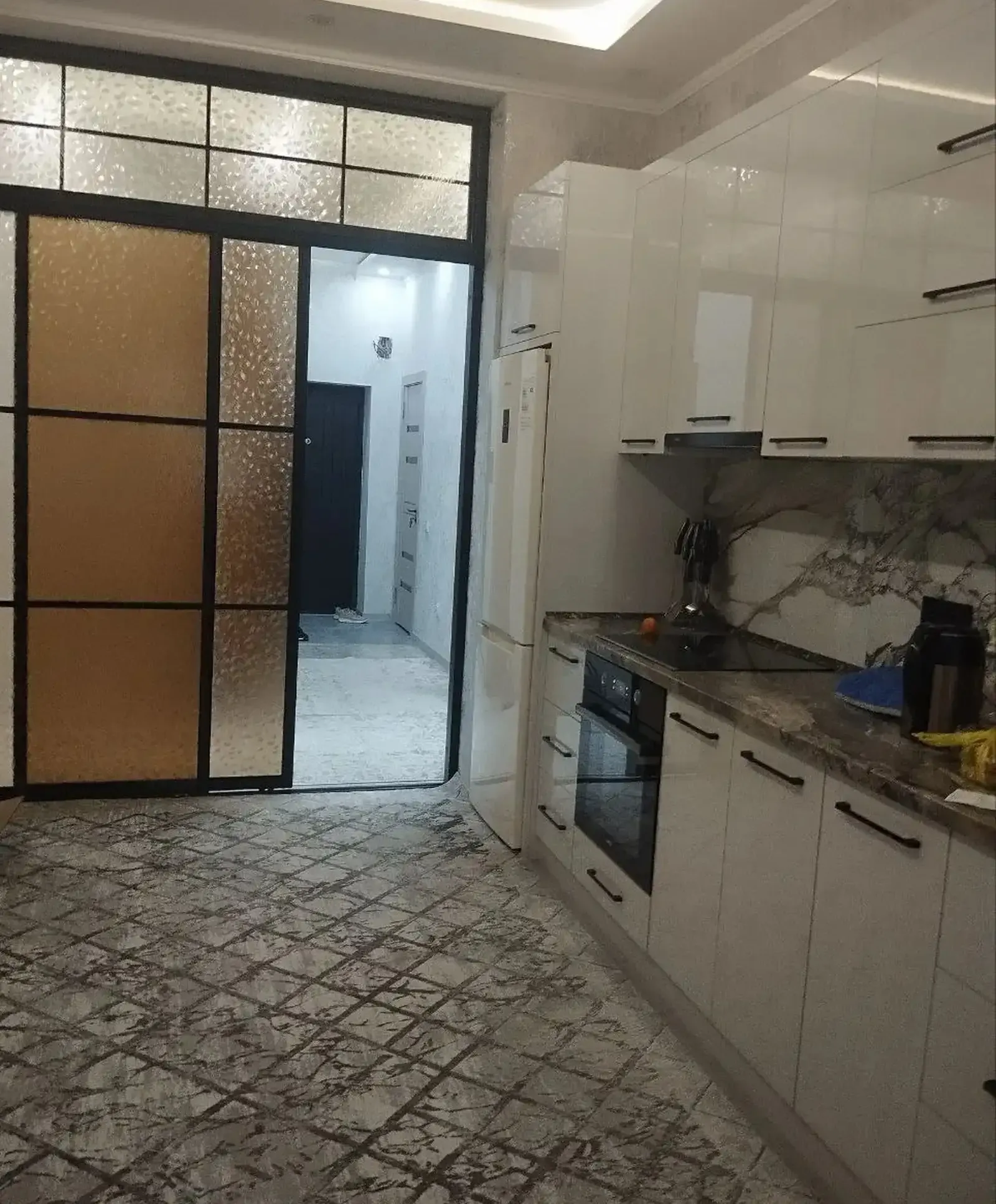 3-комн. квартира, 2 этаж, 105м², Пединститут