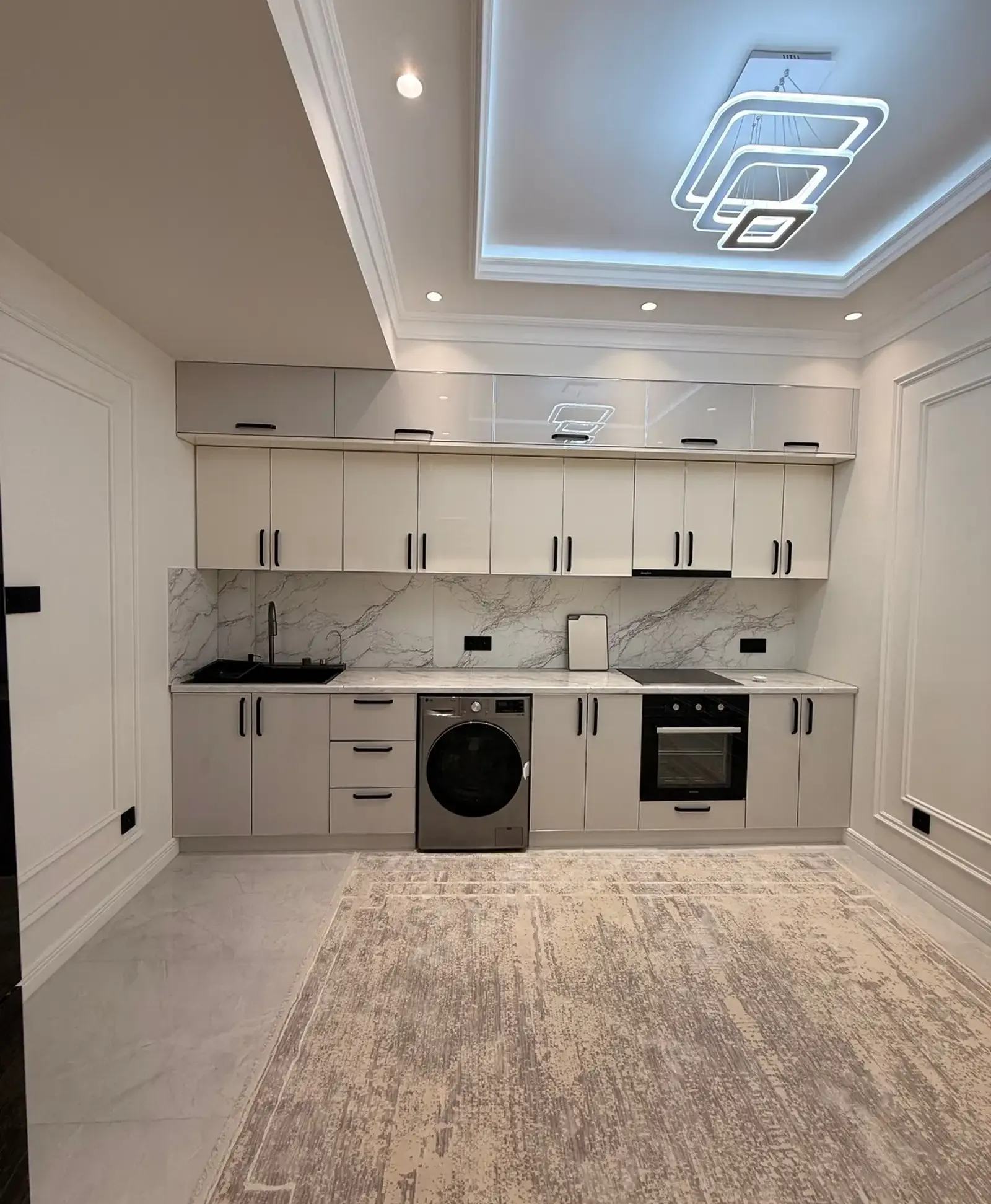 2-комн. квартира, 17 этаж, 71 м², Лухтак, Спартак