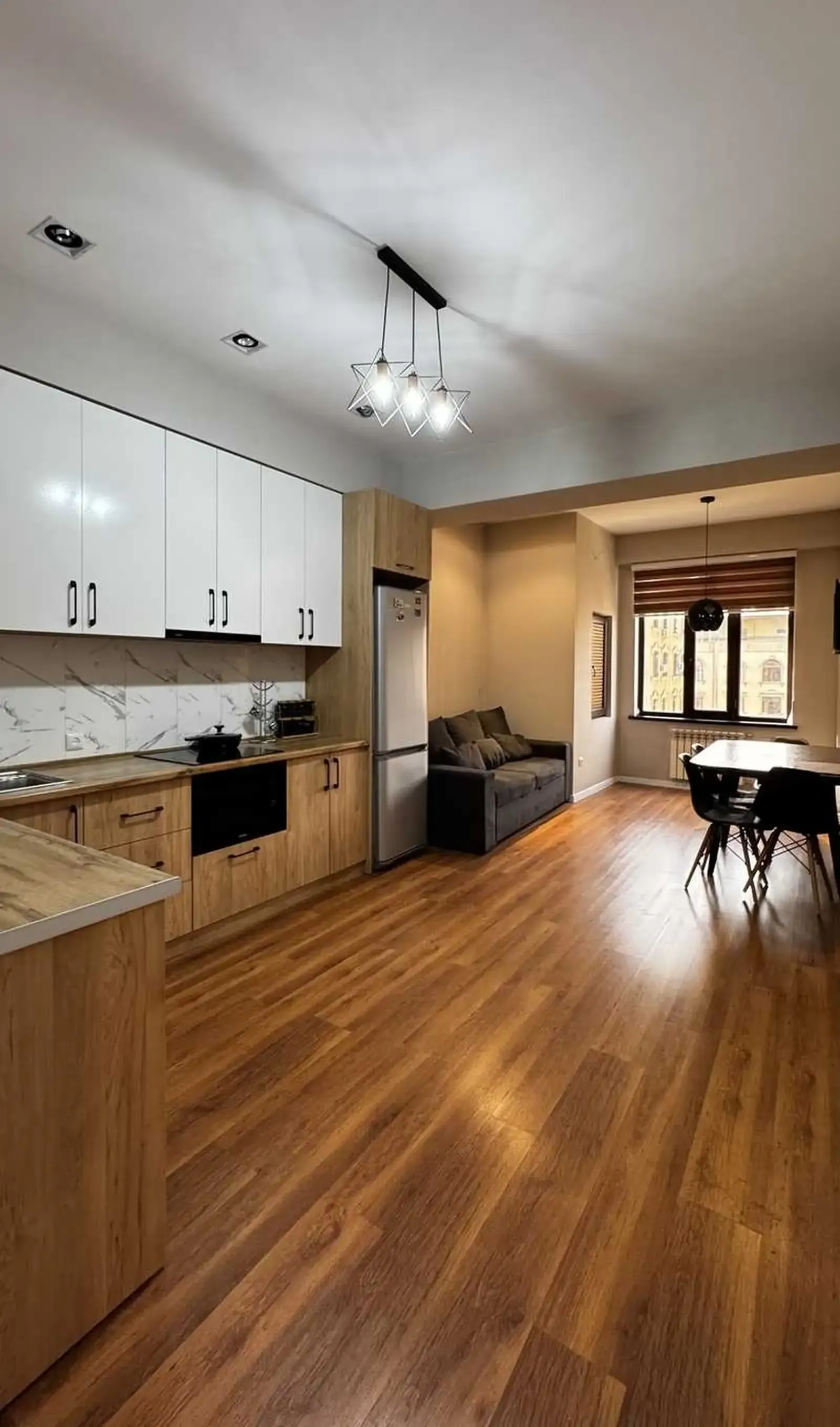2-комн. квартира, 16 этаж, 52м², Дом печати