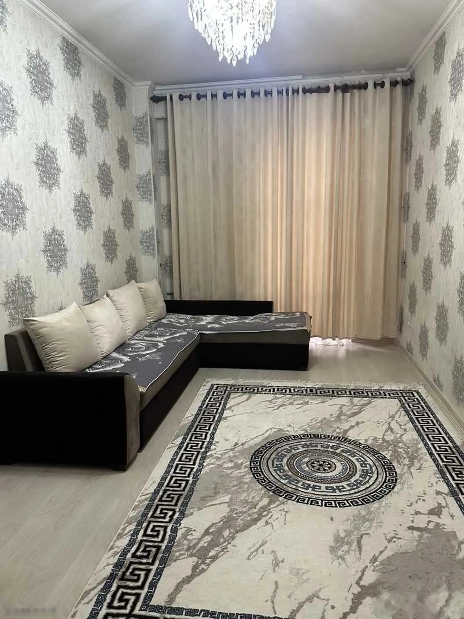 2-комн. квартира, 4 этаж, 92м², Скорая больница, Айни