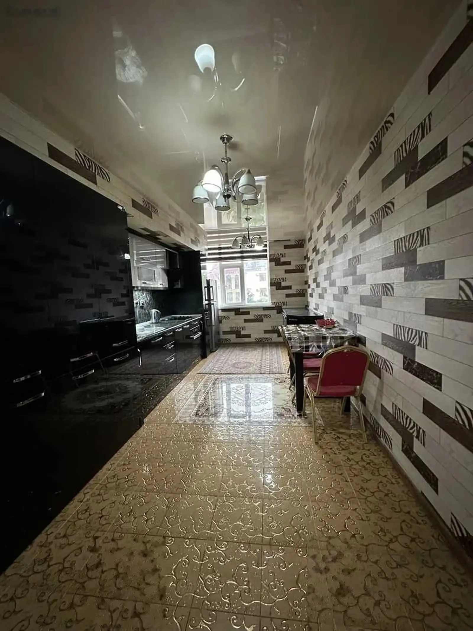 3-комн. квартира, 3 этаж, 143м², И.Сомони