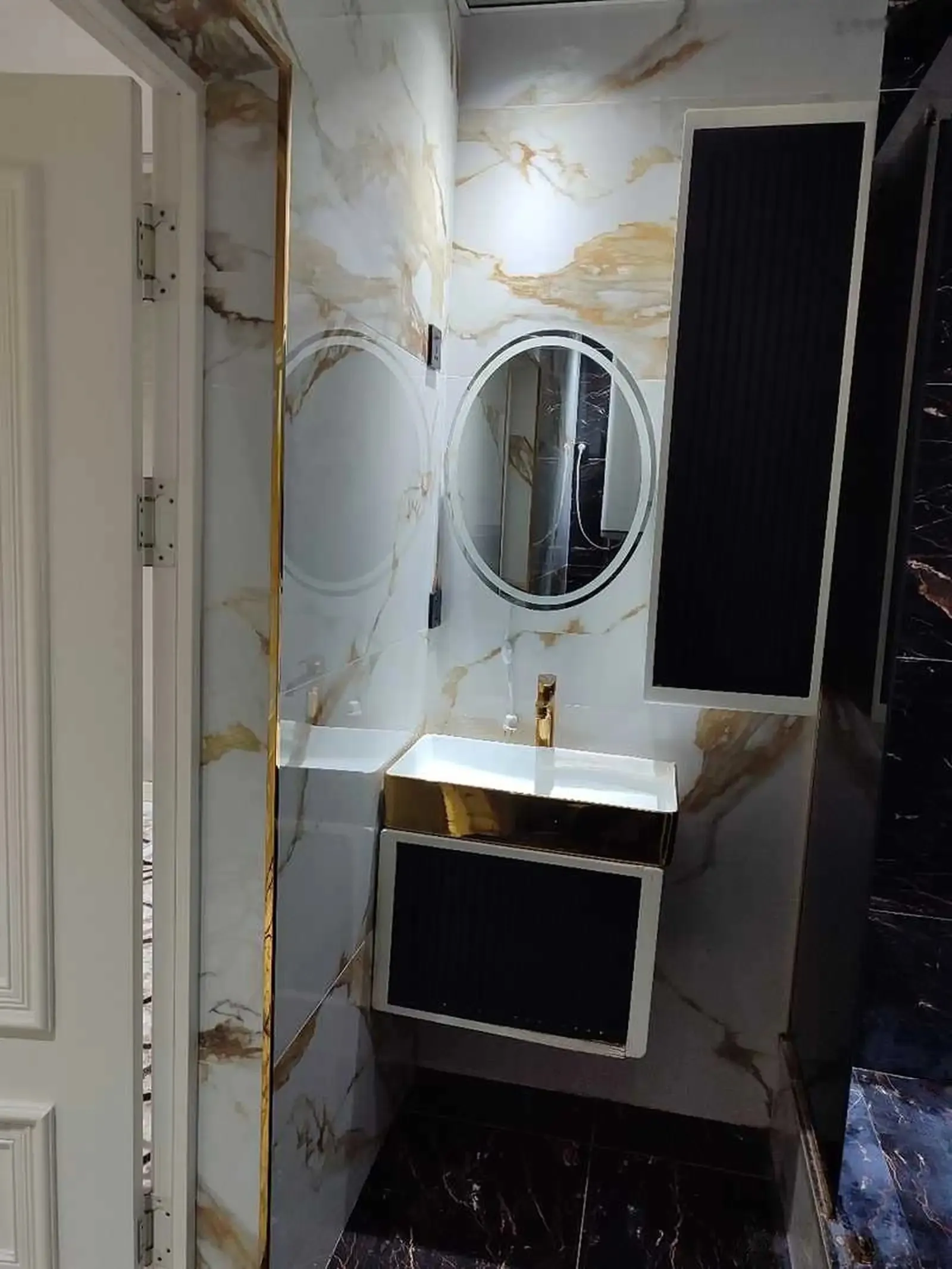 1-комн. квартира, 5 этаж, 50 м², Голубой экран