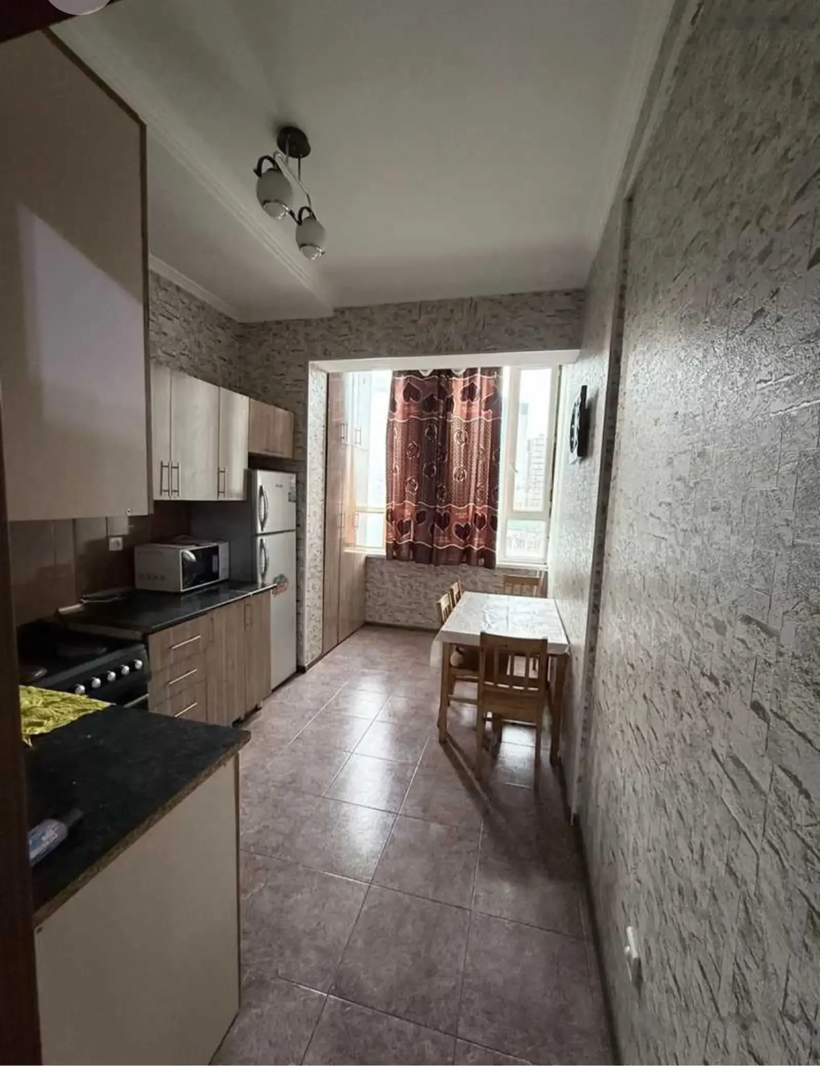3-комн. квартира, 5 этаж, 92м², Ашан