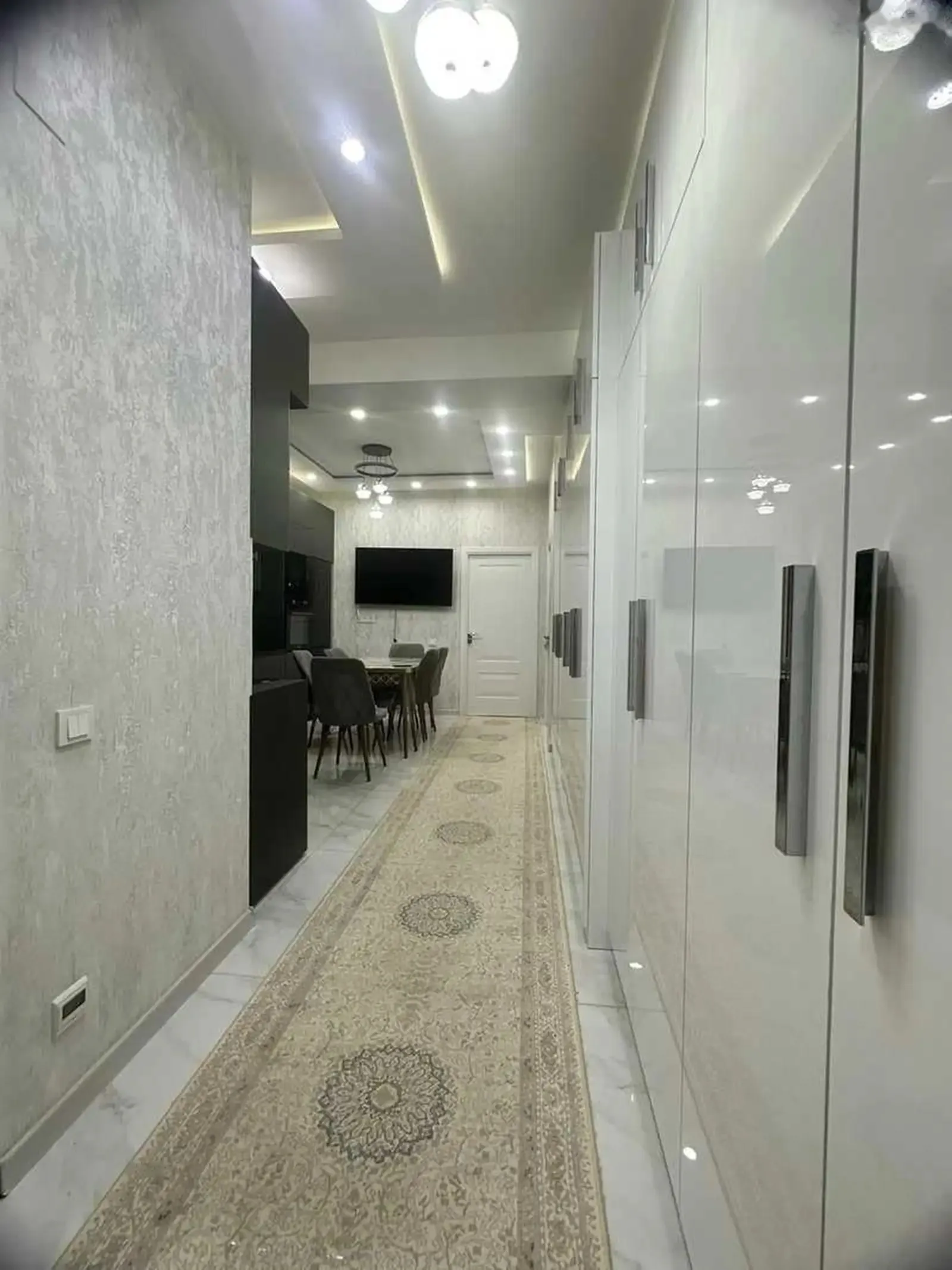 3-комн. квартира, 10 этаж, 77м², аэрапорт
