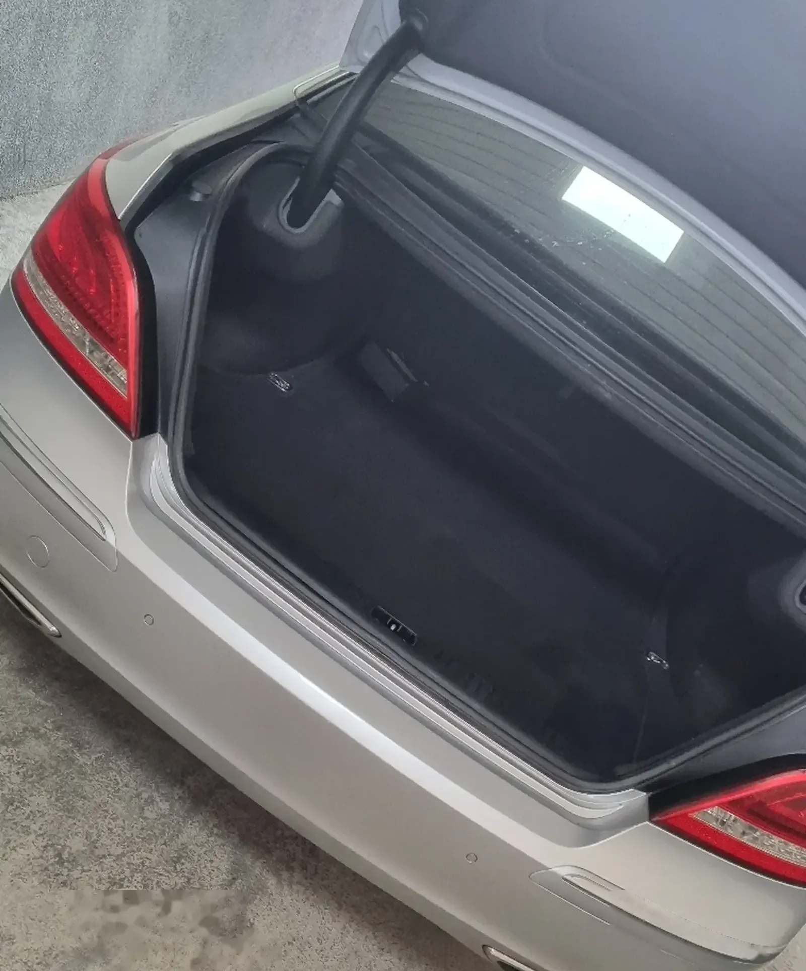Hyundai Equus,