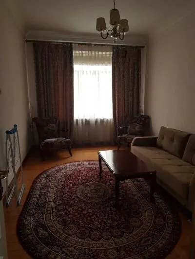3-комн. квартира, 8 этаж, 131м², ул. Истаравшан