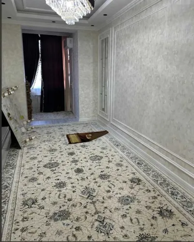 2-комн. квартира, 17 этаж, 80м², Фирдавси