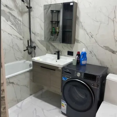2-комн. квартира, 10 этаж, 90м², Шохмансур